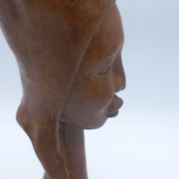 African Hardwood Woman Statue - Picture 9 of 11
